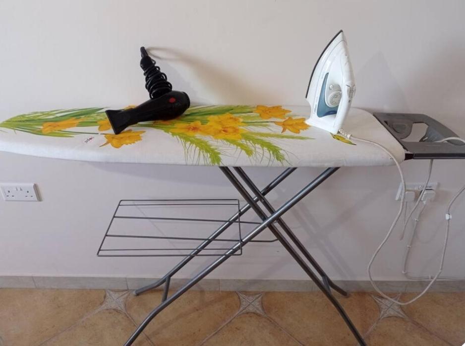 Joseph 2 Stylish Flat With Open Views, Just 4Km From The Airport Or Beach Siggiewi Exteriör bild